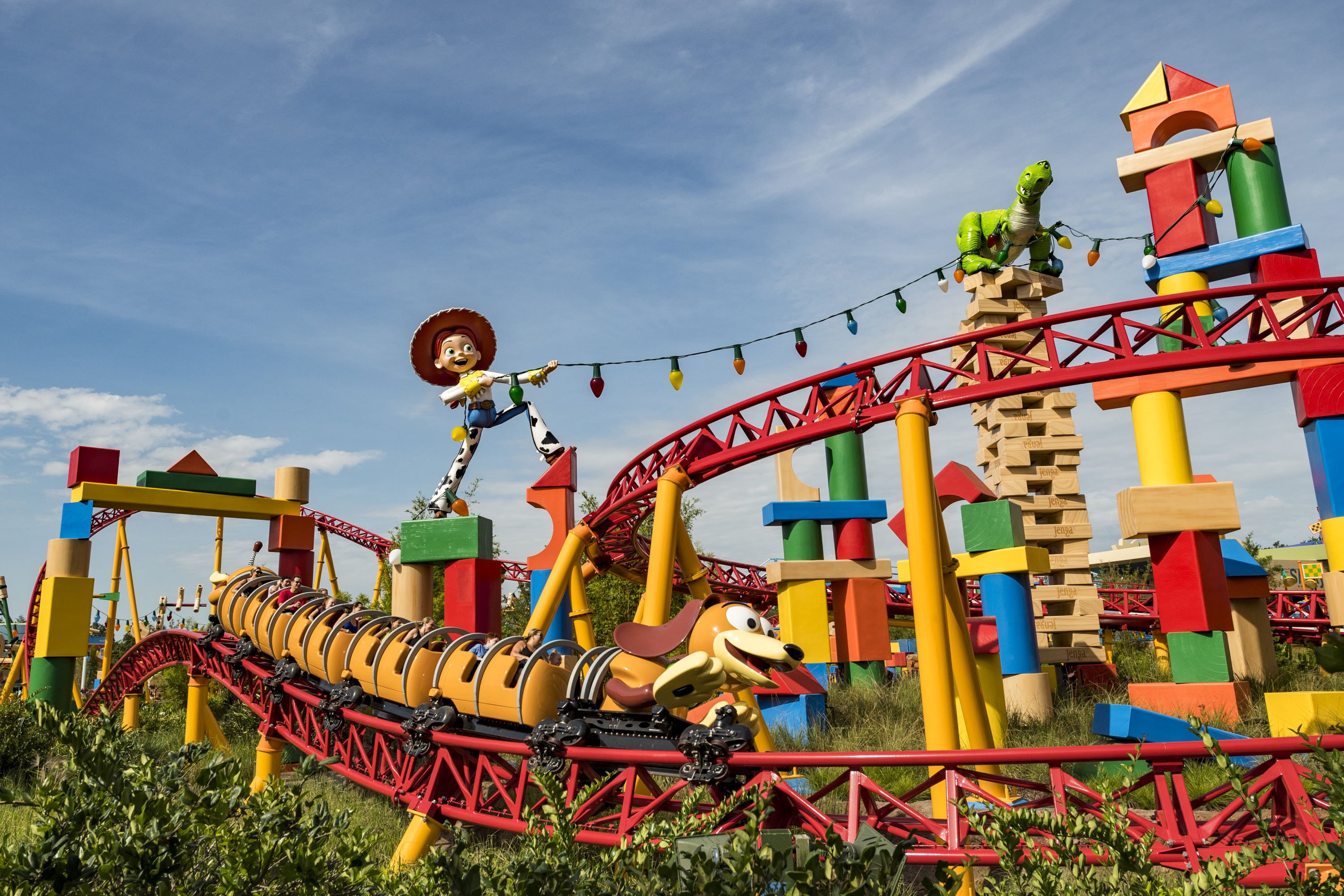 Slinky Dog Dash Strrretches the Fun in Toy Story Land at Disney’s Hollywood Studios