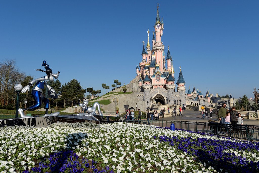 Disneyland faces more bad news as European theme parks reclose amid coronavirus spike – Orange County Register Disneyland faces more bad news as European theme parks reclose amid coronavirus spike – Orange County Register